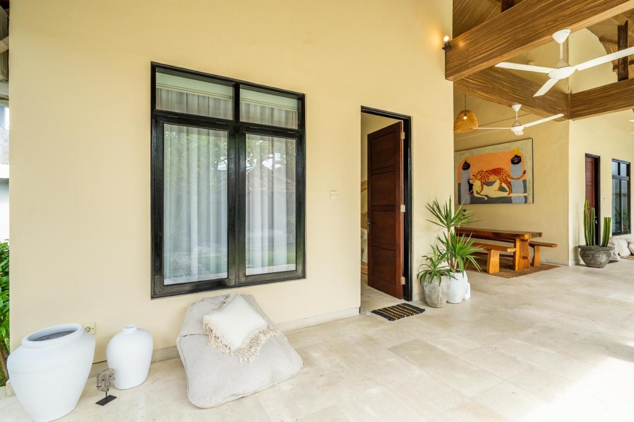 Villa Damai Oasis In The Heart Of Seminyak ภายนอก รูปภาพ
