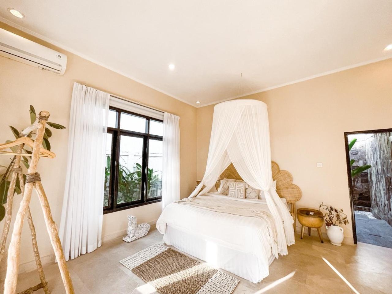 Villa Damai Oasis In The Heart Of Seminyak ภายนอก รูปภาพ
